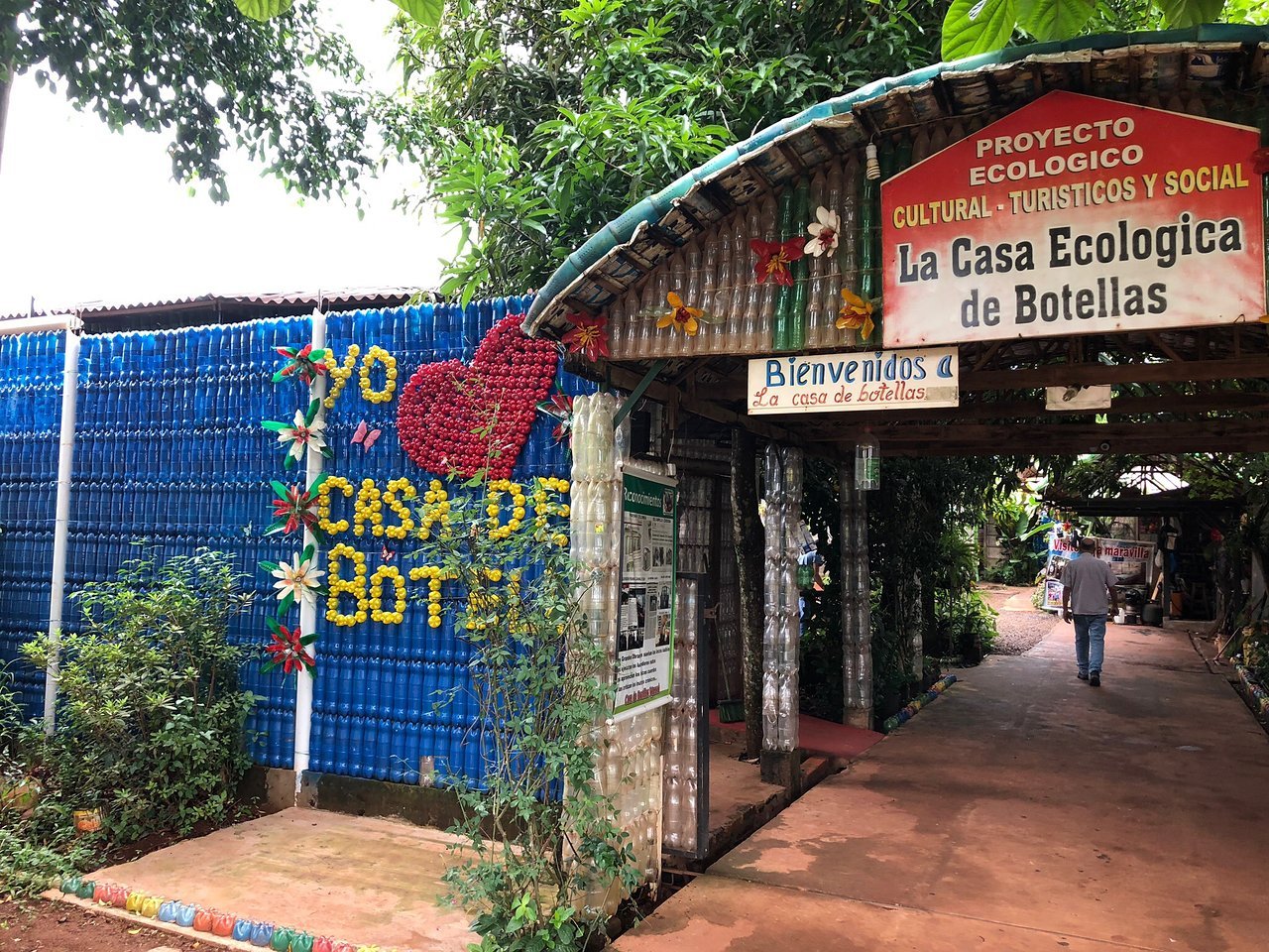 Casa de Botellas